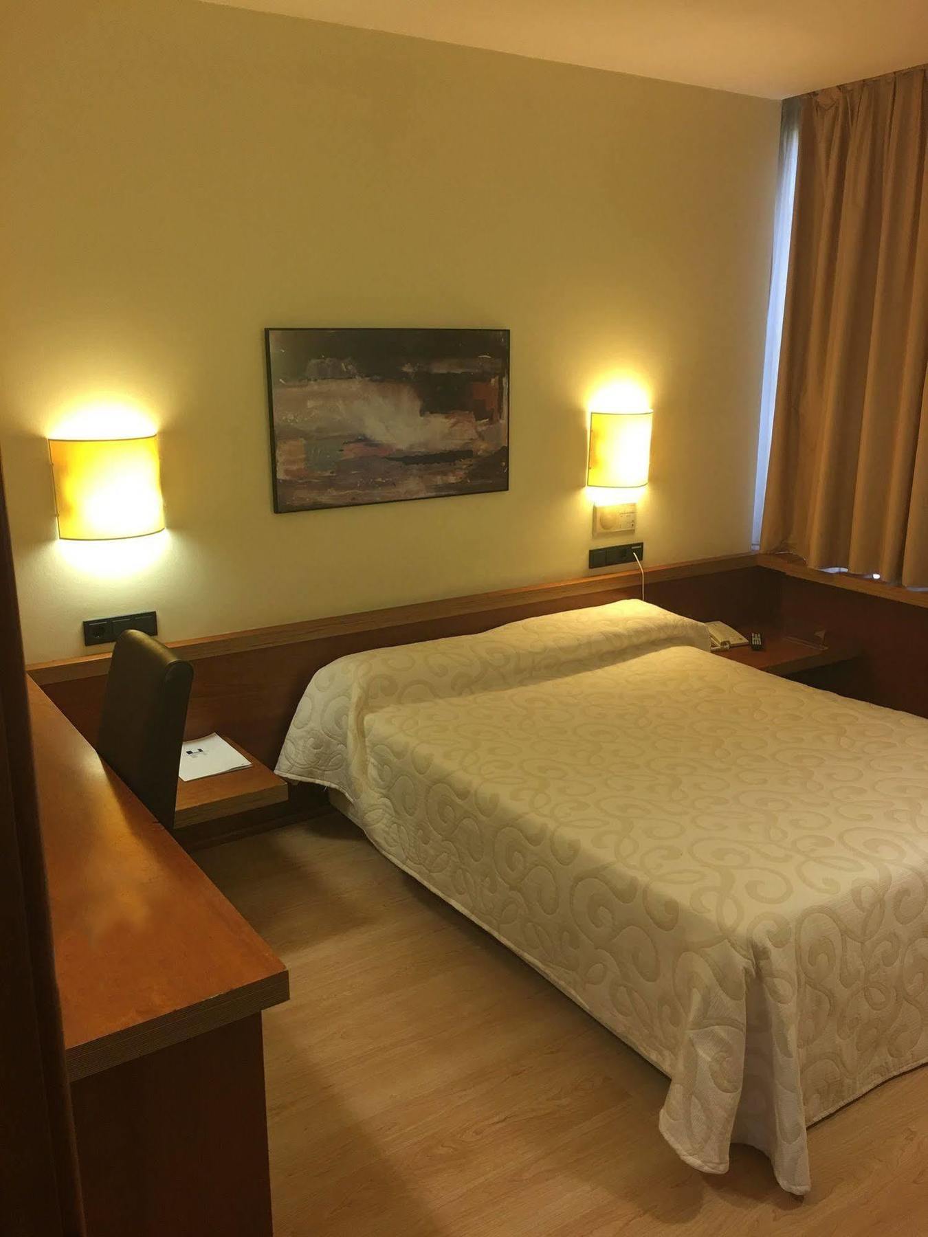 Duque De Wellington Hotel Vitoria-Gasteiz Eksteriør billede